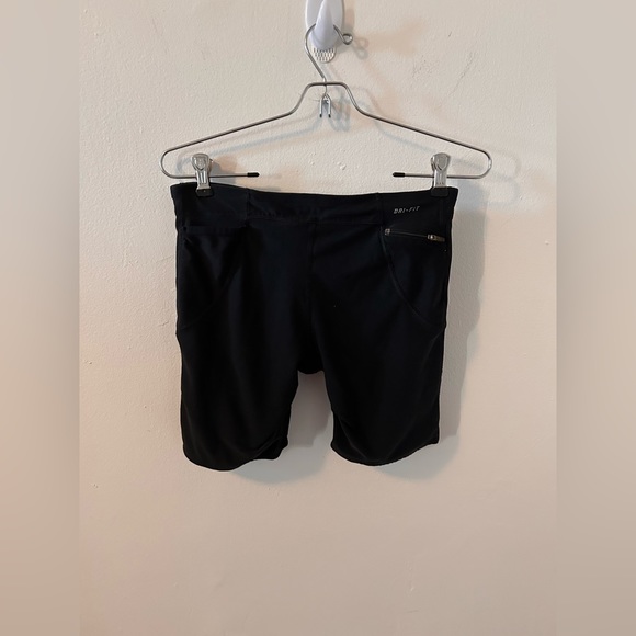 NIKE - Dri-Fit women’s running shorts black in small - Picture 3 of 9